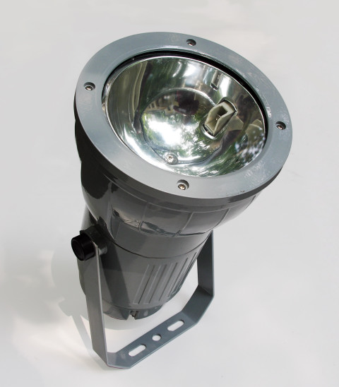 Прожектор металлогалогенный R-t 312, 70Вт