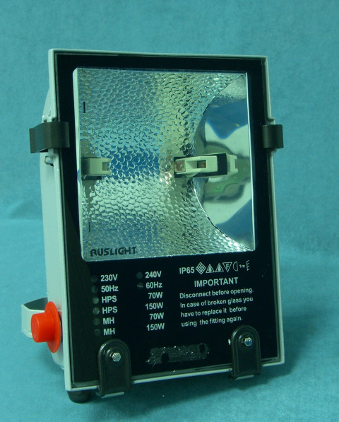 Прожектор металлогалогенный R-t 207 70W симетрия